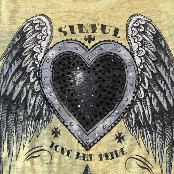 Sinful By Affliction Graphic Tee Women Small Yellow Rhinestone Grunge Biker Goth - Picture 6 of 7